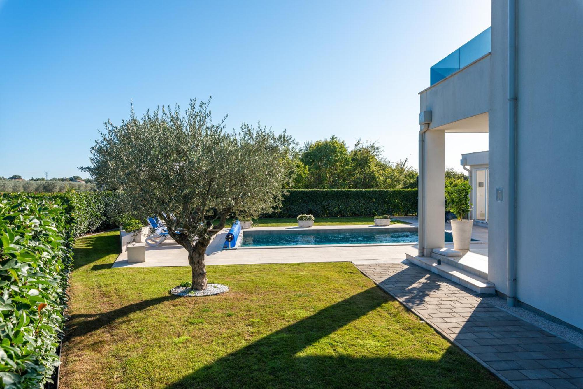 Apartment Lunne Novigrad Istria Buitenkant foto