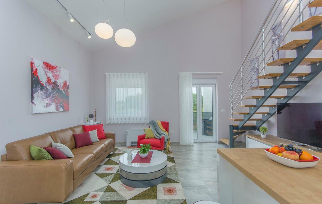 Apartment Lunne Novigrad Istria Buitenkant foto